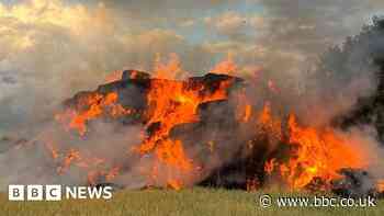 Farmer helps crews tackle Sheering haystack fire