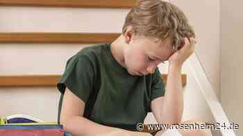 Lehrerin gibt Tipps, wie Eltern richtig auf das Zeugnis Ihres Kindes reagieren sollten