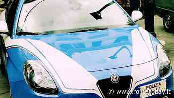 Il ladro che non sente caldo: una felpa a maniche lunghe per nascondere l'arma e commettere rapine