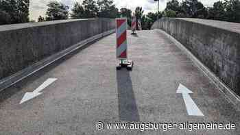Donausteg ist wieder auf - manche Absperrgitter aber schon wieder weg