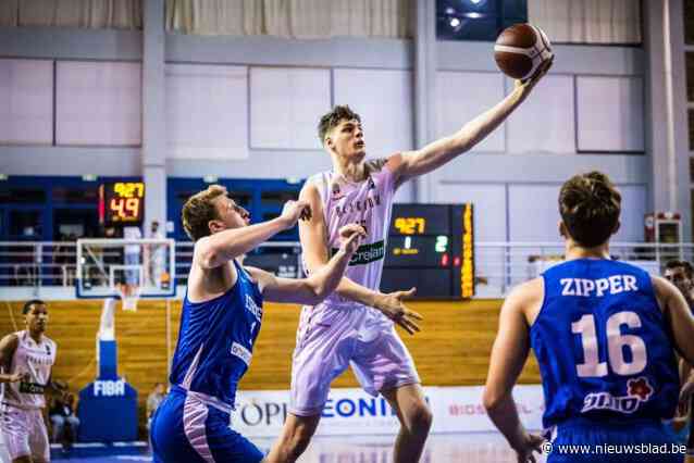 Xander Pintelon (Filou Oostende) tussen teleurstelling en trots om vierde plaats met Young Lions op EK: “We verdienden een medaille, ook een finaleplaats was mogelijk”