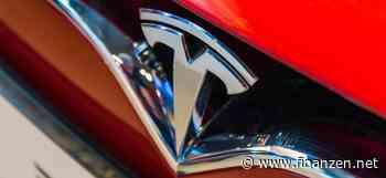 NASDAQ-Wert Tesla-Aktie gewinnt: Tesla von Umgewichtung des NASDAQ 100 betroffen