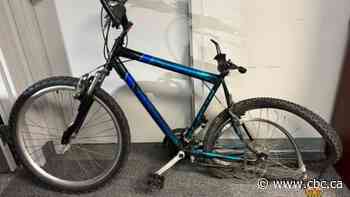 Niagara hit-and-run victim, 84, still in hospital 1 week later. Police looking for suspect