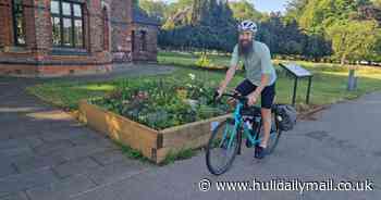 Man biking from Manchester to Hull to raise funds for his cousin's bowel cancer treatment