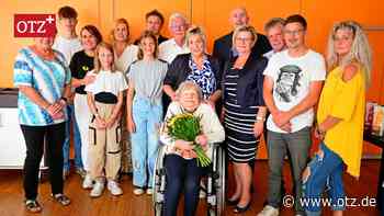 Diese Jenaerin ist seit 36.500 Tagen auf der Welt