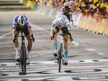 Tour, tappa e volata emozionante. Al fotofinish Mohoric beffa Asgreen
