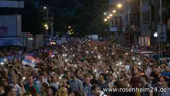 Serbien: Untersuchungsausschuss zu Massakern ausgesetzt