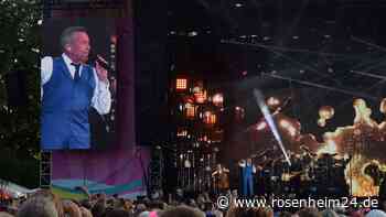 Ein Chor aus 10.000 Menschen – Der Kaiser auf dem Sommerfestival in Rosenheim