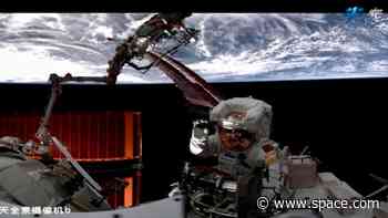 China's Shenzhou 16 astronauts complete 1st spacewalk (video)