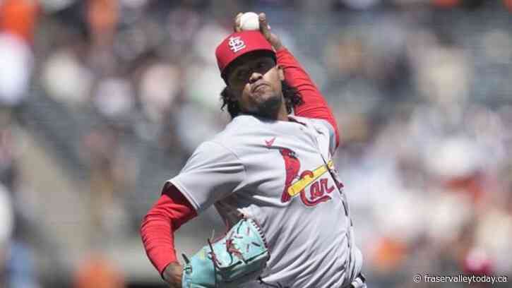 Jays acquire left-hander Cabrera from Cardinals for catching prospect Hernandez