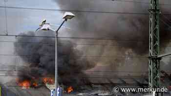 Brand in Schwerin beeinträchtigt Zugverkehr über Stunden