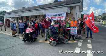 Protests over train ticket office closure in Liskeard
