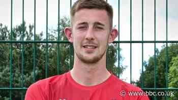 Harry Williams: Walsall sign Alvechurch defender for undisclosed fee