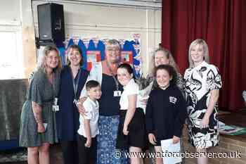 Dawn Bullivant retires from Oxhey Wood Primary School