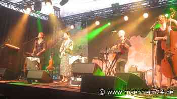 Alles ladinisch, oder was? Ganes verzaubern den Mühldorfer Haberkasten