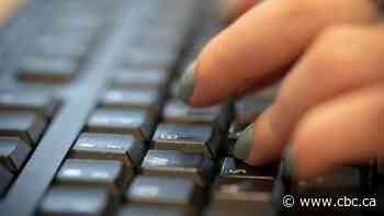 Manitoba students frustrated after issues with student aid website leave some unable to apply