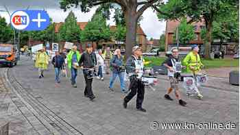 Bad Bramstedt: Demo der Querdenkerszene - auch die Gegner standen parat