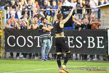 Daar is hij eindelijk! Noa Lang toont zich bij PSV