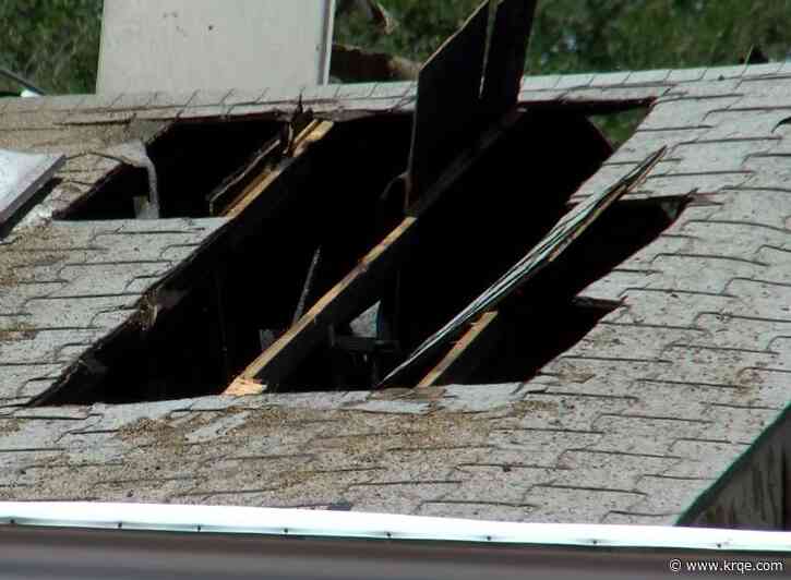 Albuquerque fire displaces 2 families, officials say