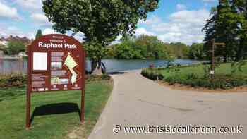 Havering receives 16 Green Flag park awards from charity