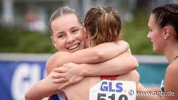 Hürdensprintern Lia Flotow vom 1. LAV Rostock freut sich über Silber