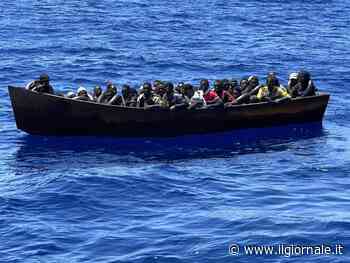 La rivelazione del ministro: "Quando partono i barconi, le Ong..."