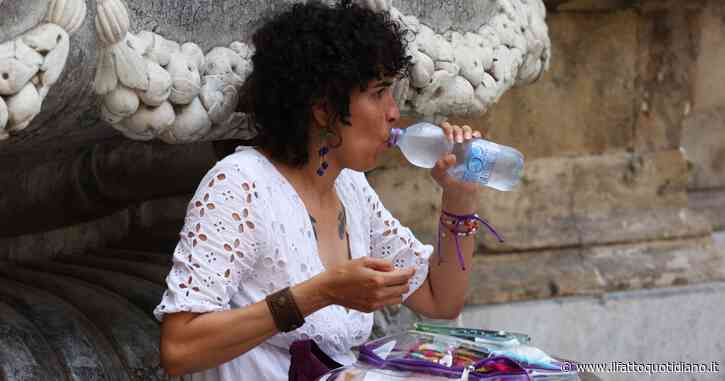 Catania è senza acqua corrente: gli impianti sono senza energia elettrica perché l’asfalto rovente ha danneggiato i cavi interrati