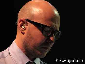 Rubano il portafogli al bassista di Jovanotti. Il post diventa virale