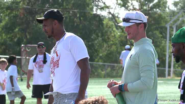 Quinn Ewers, Ja'Tavion Sanders 'level up' from last season