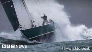 Rolex Fastnet Race: Yachts retire in 'brutal' conditions
