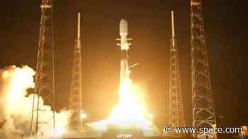 SpaceX launches 22 Starlink satellites, lands rocket at sea