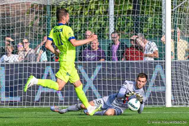 Ennio van der Gouw hoopt bij Zulte Waregem een volgende stap in zijn loopbaan te zetten: “Ik wil hier eerste doelman worden”