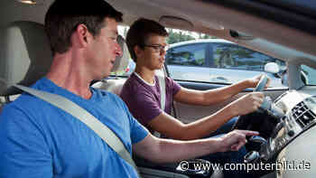 Rollendes Studio: Fahrlehrer überträgt Fahrstunden live auf Twitch