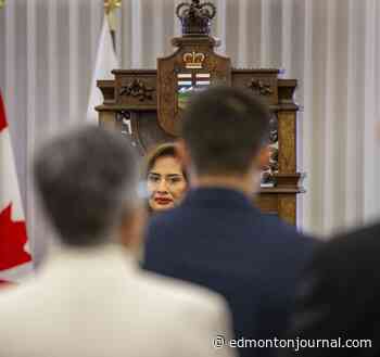 Alberta Order of Excellence members lack diversity of population: Analysis