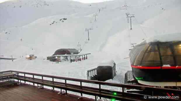 Mt. Hutt Closes Lifts Despite Major Winter Storm