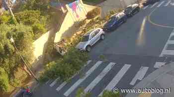 Video: doodlopende weg verkeersborden staan er niet voor niets