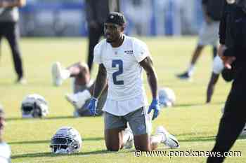 Lions DB C.J. Gardner-Johnson carted off field with injury after grabbing right knee