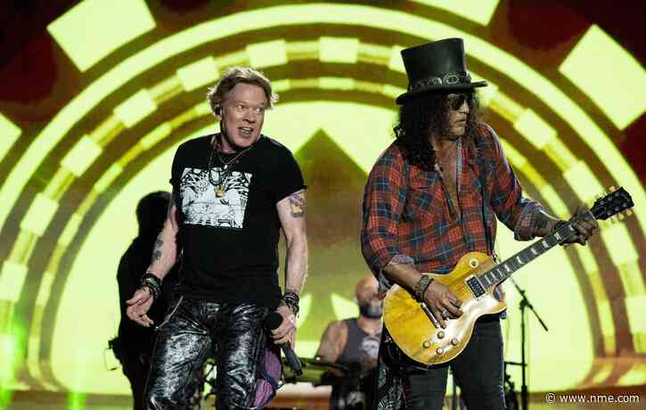 Watch Axl Rose and whole stadium sing ‘Happy Birthday’ to Slash