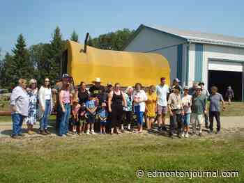 Leduc family celebrates 100th anniversary of wagon that brought their family to Canada