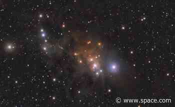 A cosmic chameleon reveals its true colors in stunning infrared image (photo)