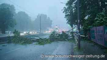 Nach Unwetter: Berlins Feuerwehr im Ausnahmezustand