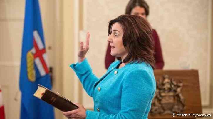 Alberta government checking medical clinic offering faster physician access for a fee