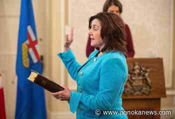 Alberta government checking medical clinic offering faster physician access for a fee