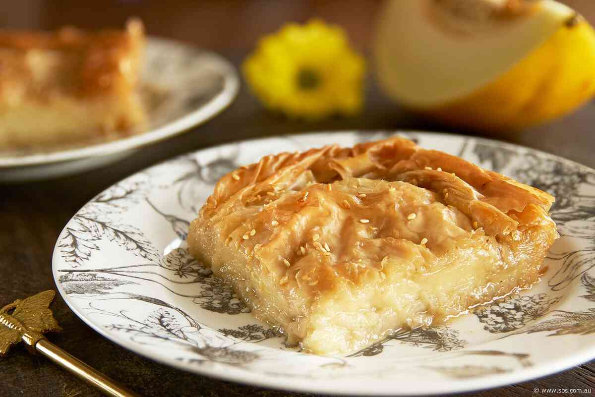 Vegan galaktoboureko