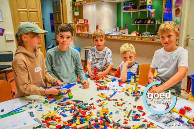 Kinderen bouwen eigen pretpark met lego in Lommel