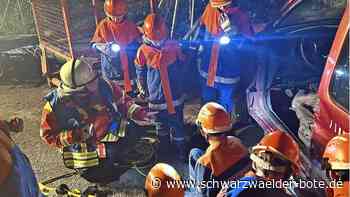 Jugendfeuerwehr Althengstett: Mitten in der Nacht geht der Alarm los