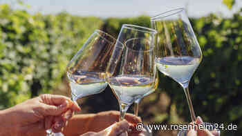 Wie Sie Ihr Weinglas richtig halten: Tipps vom Profi
