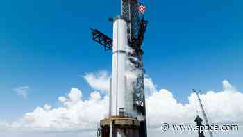 SpaceX fuels up Starship Super Heavy boosters in prelaunch tests (photos)