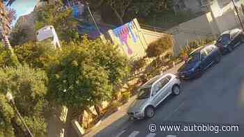 Stolen Lincoln Town Car stars in wacky GTA-like airborne crash