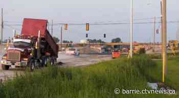 Construction advances on bridge over Hwy. 400 in Innisfil
